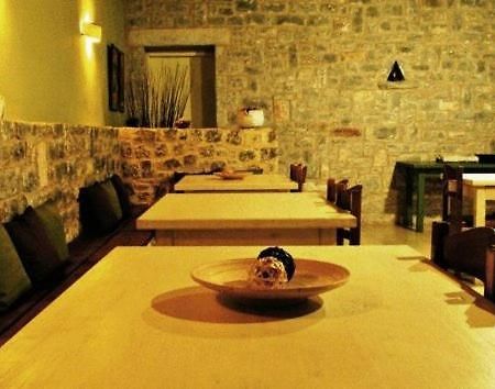 Vlyhada Guesthouse Pyrgos Dirou Ngoại thất bức ảnh